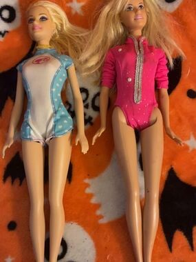 Barbie Dolls Set Of 2